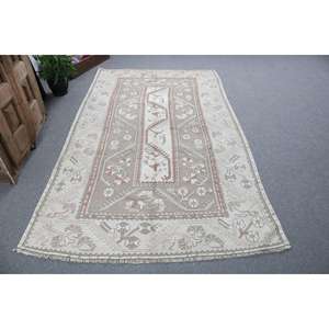 Alfombra Turca, Alfombra de 5x8 pies, Alfombra con diseño de plantas y árboles blancos - Product Image 1