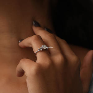 Lujoso anillo de compromiso de oro sólido de 14K para mujer, corte redondo, Diamante cultivado en laboratorio, ajuste de piedra de racimo, certificado IGI - Product Image 6