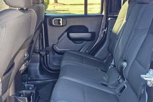 รถจี๊ป แกลดิเอเตอร์ สปอร์ต 4x4 ปี 2020 มือสอง พวงมาลัยซ้าย/ขวา - Product Image 2