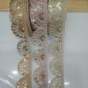 Cordones bordados tradicionales hechos a medida con Zari & Beads hechos a mano con precisión y arte Ideal para saris y lehengas - Product Image 1