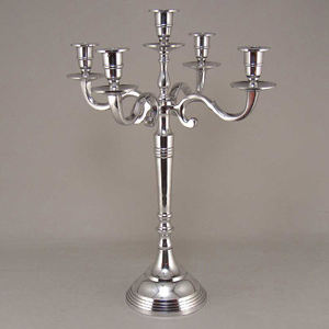 Candélabre vintage argenté en aluminium à 5 bras grand bougeoir artisanat décorations de table de mariage taille personnalisable fait à la main - Product Image 6