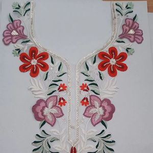 Appliques de collier de dentelle de broderie de luxe pour la décoration de vêtement diverses couleurs et conceptions - Product Image 1