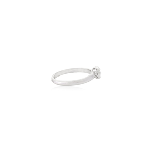 Venta al por mayor a granel 100% diamante natural delicado anillo elegante y clásico estilo minimalista oro blanco sólido joyería hecha a mano - Product Image 5
