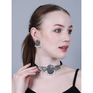 Boucles d'oreilles de soirée rondes en zircon motif paon - Product Image 3