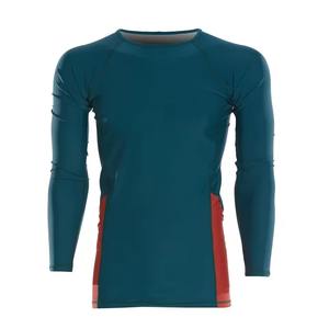 MMA Rash Guard Chemise à manches longues Tissu durable et à séchage rapide Doux et flexible pour le grappin - Product Image 1
