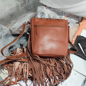 Nouveauté personnalisable style bohème en cuir véritable avec pompon fleurs fermeture éclair sac à bandoulière pour femmes fabricant de haute qualité - Product Image 3