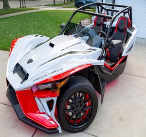Slingshot Roush Edición 2023, 2400 Millas, 5 Velocidades, Transmisión Manual, Motor de 4 Cilindros - Product Image 1