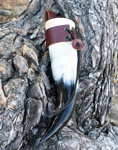 Cuerno para beber vikingo pulido ecológico natural con soporte de cuero Feng Shui - Product Image 4