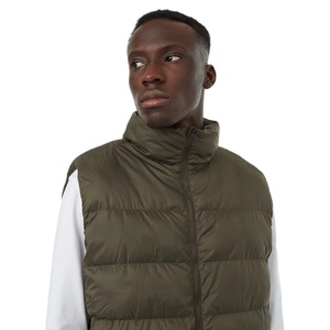 เสื้อกั๊กพัฟเฟอร์คอปกพับได้หลากสีสำหรับผู้ชาย ฤดูหนาว ฤดูใบไม้ร่วง สวมใส่สบายๆ แบบลำลอง ผ้าหนา อุ่น ล้างทำความสะอาดได้ รุ่นใหม่ปี 2025 พร้อมโลโก้ - Product Image 3