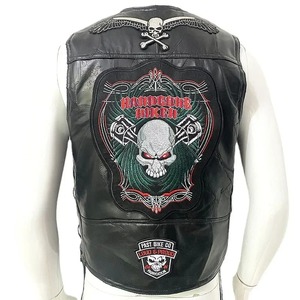 Gilet de motard en cuir véritable pour homme EDGECO - Imperméable, respirant, col en V, fermeture à un bouton - Product Image 4