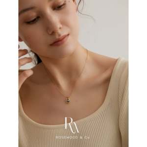 Collana con Ciondolo in Onice Nero, Gioielli per il Corpo alla Moda - Product Image 3