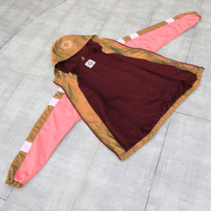 Veste coupe-vent de haute qualité pour hommes, style streetwear, imperméable, respirante, réversible, doublure d'automne, légère, en polyester, avec inscription - Product Image 3