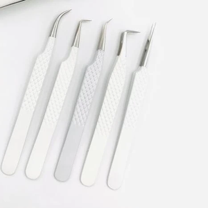 Marque privée Pince à cils Pointe en fibre Logo personnalisé Pointe en fibre Volume Extension de cils Pince à épiler Meilleure pointe en fibre Vente en gros - Product Image 3