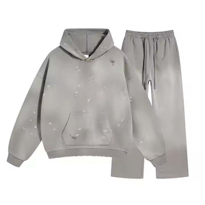 Ensemble de survêtements en nylon sur mesure pour hommes, pantalons de survêtement baggy résistants au vent et aérés pour les activités sportives d'hiver - Product Image 4