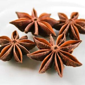 Épices naturelles à l'anis étoilé séché du Vietnam de qualité supérieure, goût parfaitement épicé, produit unique d'herbes et d'épices - Product Image 1