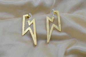 wholesale indian <b>fashion</b> <b>jewellery</b> Trending handmade goldplated brass stone stud earing for girls and women - Product Image 2