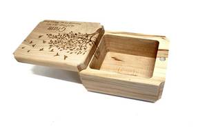 Mini urne montagne personnalisée boîte à cendres gravée boîte commémorative perte chagrin cadeau urne à partager petite urne en bois - Product Image 2