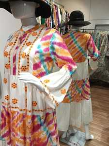 Robe modeste à manches longues avec cordon de serrage ajustable à la taille, robe abaya pour femmes musulmanes, élégante robe maxi imprimée et brodée - Product Image 3