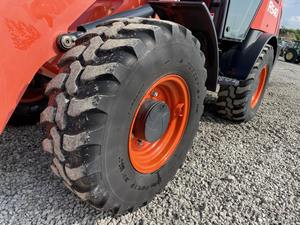 2022 Kubota R540 Cargador de ruedas compacto 5,1 Ton 64,2 HP Cargador frontal eficiente diésel con componentes de caja de cambios de cojinete de motor central - Product Image 5