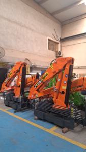 Grúa montada en camión de 3 toneladas de alta calidad, Construcción fuerte, mejor momento de carga, pluma de nudillo hidráulica de 50 toneladas, rodamiento de Motor fuerte - Product Image 4