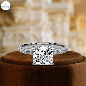 แหวนแต่งงานเพชรเพรสซิ่ง 1 กะรัต ทรงเจ้าหญิง แหวนทอง 14K ประดับเพชรแบบ Pave แหวนเพชรแบบ Pave Accent ได้รับการรับรองจาก IGI แหวนสไตล์วินเทจ - Product Image 1