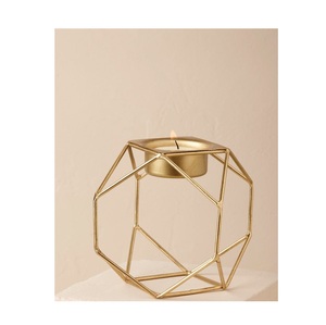 ชุดเชิงเทียนโลหะทำมือ งานฝีมือประณีต เหมาะสำหรับตกแต่งห้องนั่งเล่น โต๊ะอาหาร ห้องนอน และงานเทศกาลต่างๆ - Product Image 2