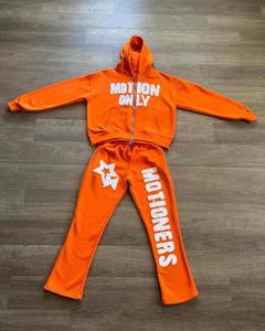 Conjunto de Sudadera con Capucha y Cremallera para Hombre, de Venta Caliente, Personalizado, de Peso Pesado, con Parches y Bordados Desgastados, y Pantalones de Chándal Unisex Acampanados - Product Image 3