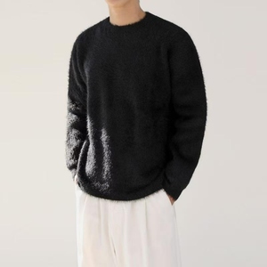 Suéteres Minimalistas de Punto Suave y Ligero para Hombre, Diseñados para Comodidad Diaria, Ropa Casual Profesional - Product Image 4