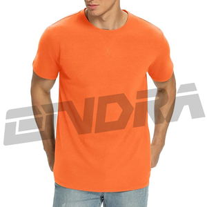 T-shirt à col rond en coton orange pour homme tissu doux et respirant coupe décontractée légère parfaite pour un usage quotidien style estival - Product Image 1