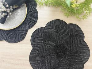 แผ่นรองจานปักลายดอกไม้หรูหราประดับลูกปัดสีน้ำเงิน ขนาดนิ้ว ผลิตด้วยมือ เป็นมิตรกับสิ่งแวดล้อม เหมาะสำหรับงานแต่งงาน - Product Image 6