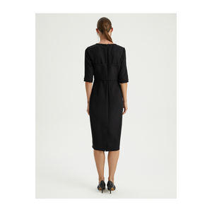Robe midi BGN avec accessoire à rayures détaillées - Product Image 6