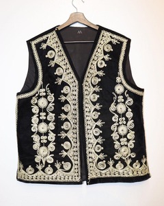 เสื้อกั๊กผ้าขนสัตว์สไตล์ชาติพันธุ์อัฟกานิสถาน แขนกุด แต่งลูกไม้ สำหรับผู้ชาย ปักมือ ระบายอากาศ แห้งเร็ว ใส่สบายในฤดูใบไม้ร่วง - Product Image 6