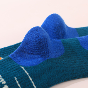 Calcetines térmicos de lana para hombre, invierno, senderismo al aire libre, esquí, correr, trabajo, calcetines gruesos cálidos, calcetines atléticos con logotipo personalizado - Product Image 4