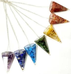 Venta al por mayor genuina hecha a mano 7 Chakra orgonita cristal punto péndulo pulido piedra preciosa radiestesia herramienta para Feng Shui curación - Product Image 1