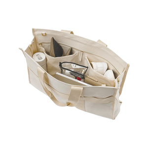 Cream Ultimate Large Duffle | Votre compagnon de voyage tout-en-un - Product Image 5