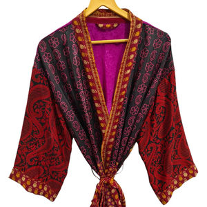 Robe de mariée Robe en soie légère pour femme Robe longue de nuit, Kimono Sari en soie recyclée vintage indienne à imprimé floral, - Product Image 1