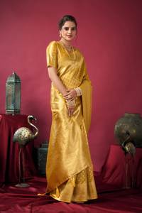 Sari traditionnel de luxe pour femmes en or avec tissage zari, vêtements de fête pour mariage indien - Product Image 6