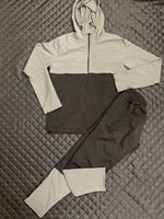 Conjunto Deportivo para Hombre, Talla Grande, Otoño-Invierno, Corte Ajustado, con Capucha, Estilo Urbano, Transpirable, Diseño Personalizado, Chaqueta y Pantalones Ligeros