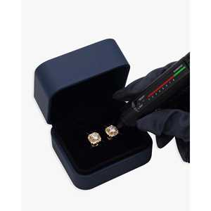 ต่างหูทอง 14K สี D ประดับเพชรโมอิสซาไนต์ทรงบาแกตต์แบบฮาโล - Product Image 6