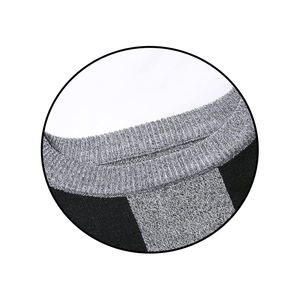 Saison d'hiver personnalisée pull en laine de mode de haute qualité pour hommes tricoté à la main 100% laine avec motif tricoté élégant - Product Image 4