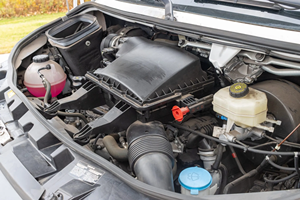 PRÊT À ROULER - VÉHICULE D'OCCASION CONDUITE À GAUCHE - 110 MILES 2019 MERCEDES-BENZ SPRINTER 4500 DUALLY 4×4 CHASSIS CABINE - Product Image 5