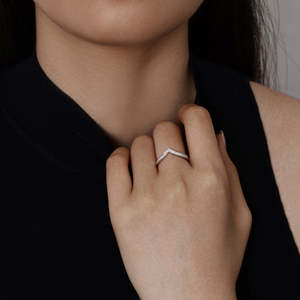Bague fine Matilda Platin Chevron Konturband - Product Image 2