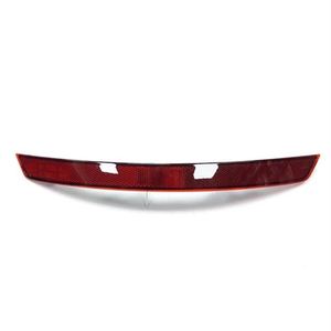 แผ่นสะท้อนกันชนหลังด้านขวาสำหรับใช้กับ Skoda Super B 2015> 3V5945106 OEM - Product Image 1