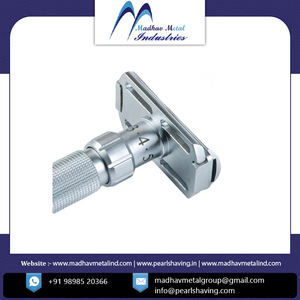 Maquinilla de afeitar de seguridad de hoja metálica ajustable de doble filo disponible a precio de mercado - Product Image 2