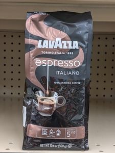Café Lavazza ofrecido en envases al por mayor para hoteles, supermercados y distribuidores. - Product Image 3