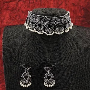 Fancy Style Designer Beautiful Clustered Pearl Oxidized Silver Plated Party wear Choker Style Necklace Set