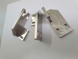 แกนทองแดงอุตสาหกรรมสีแดง บริการตัดเฉือน CNC ตามสั่ง ความแม่นยำสูง แท่งทองแดง ชิ้นส่วนเครื่องจักรกล ผู้จัดจำหน่ายในฮานอย รับประกัน 1 ปี - Product Image 3