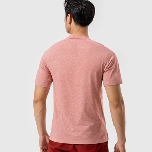 เสื้อยืดกีฬาลำลองทรงสลิมฟิตของผู้ชาย - Product Image 4