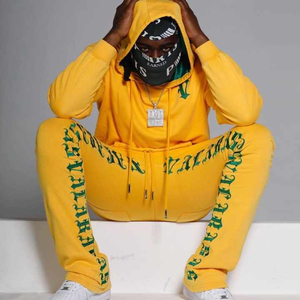 ชุดวอร์มสองชิ้นสำหรับผู้ชายได้รับความนิยมพร้อมฮู้ดและกางเกงวิ่งผ้าคอตตอนพิมพ์ลายอนิเมะสำหรับสไตล์สตรีทลำลอง - Product Image 2