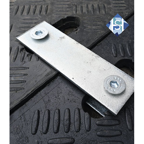 2,400 x 1,200mm 20 mm Plastic Profiles Mobile Construction Road Access Plates Excavator Mats Driving Plates